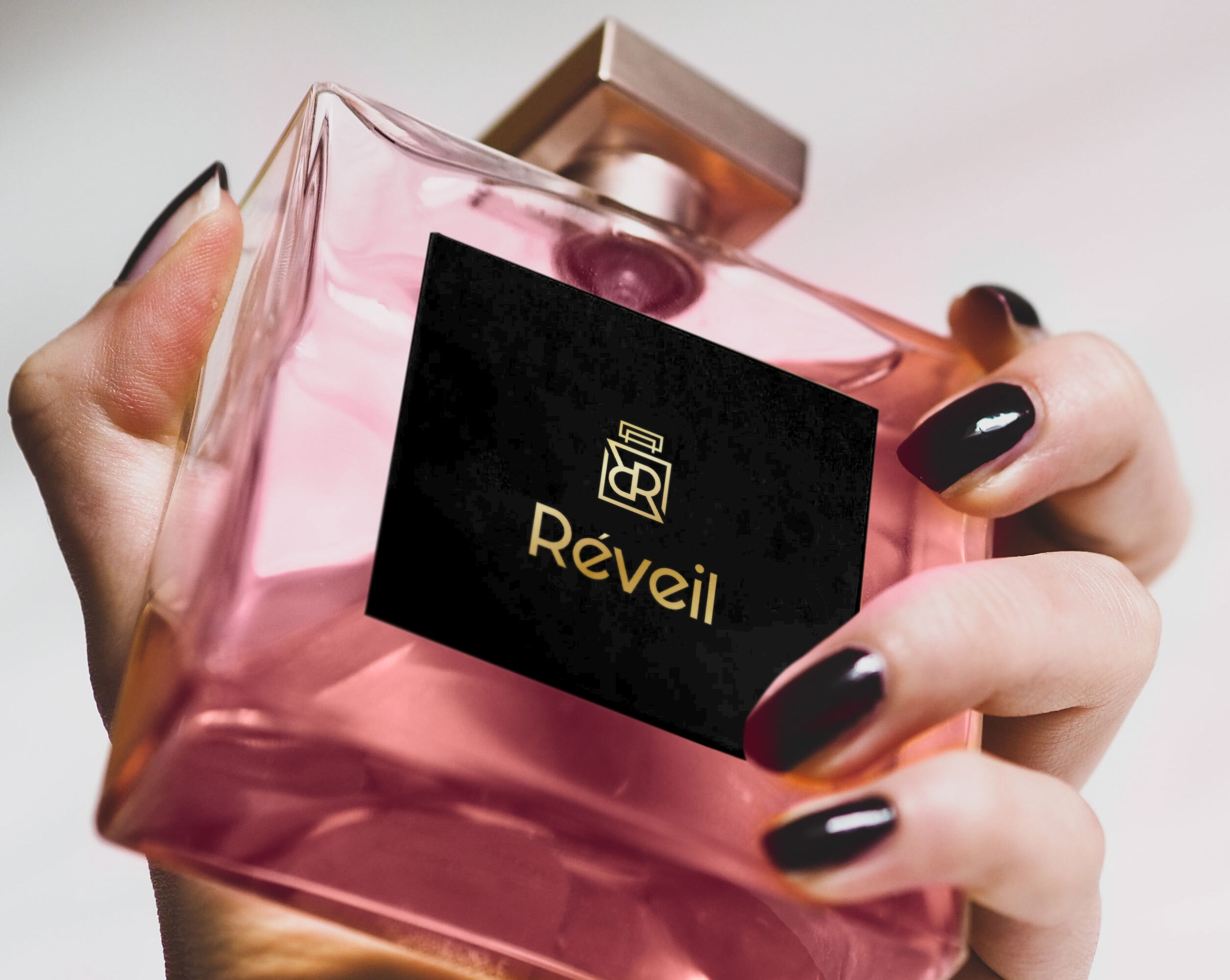 Réveil perfume craftsmanship